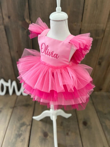 BARBIE MOVIE PEMBE TÜTÜLÜ TULUM ( kişiye özel) BARBIE MOVIE PEMBE TÜTÜLÜ TULUM ( kişiye özel)